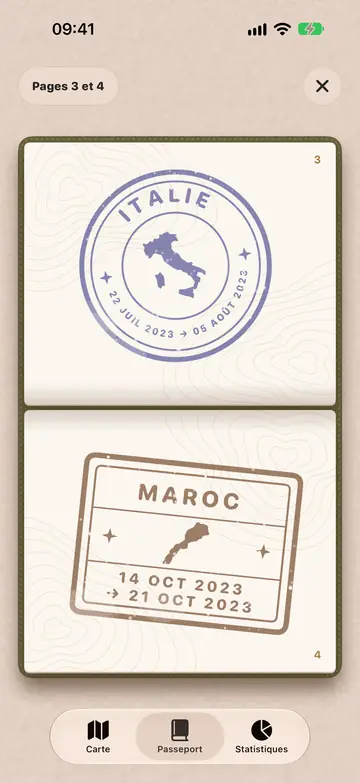 Deux pages du passeport de Souvenir, avec les tampons de l'Italie et du Maroc.